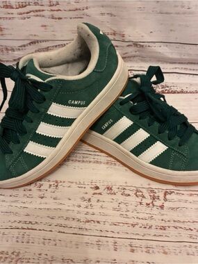 Adidas Kids' Campus Low-Top Vintage Sneakers in Green and White